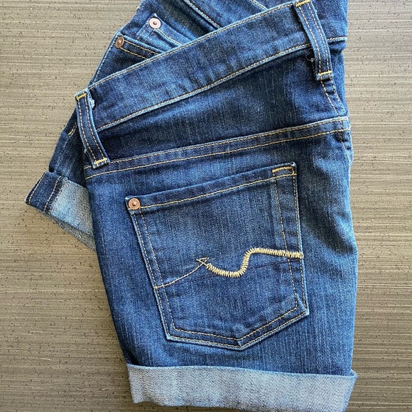 7 For All Mankind jean shorts - Picture 7 of 9
